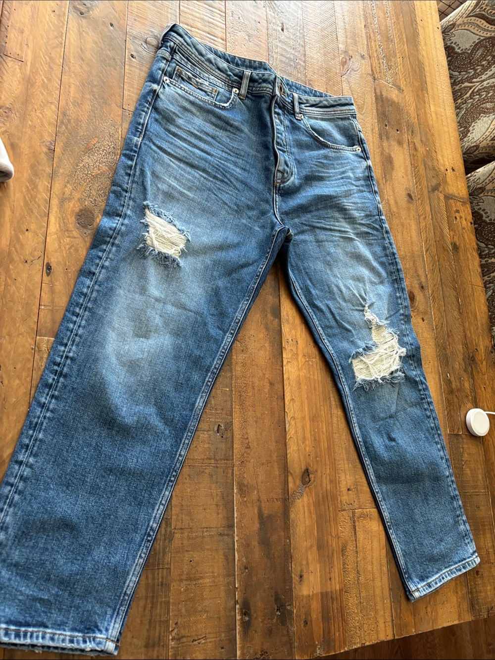 Women’s  Distressed Blue Denim Jeans - Classic Ripped Style
